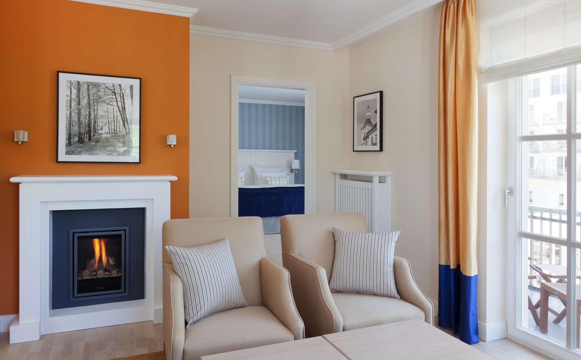 Steigenberger Grandhotel & Spa Heringsdorf Quarto foto A suite at the hotel